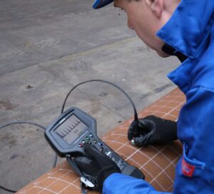 Thickness guage measurement being conducted with a Cygnus 1 Ex