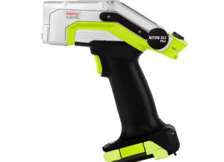 Niton XL5 Plus Handheld XRF Analyzer from the main view on a white background